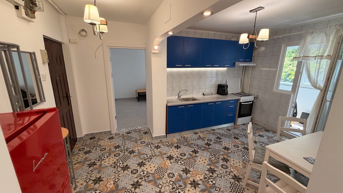 Proprietar, inchiriez ap 2 camere Piata sudului